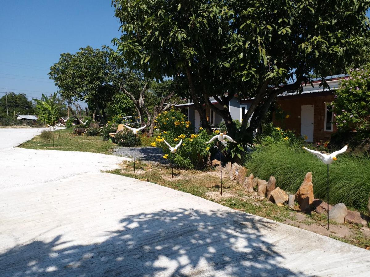 מלון Nong Sarai Baan Hin Sai Suay מראה חיצוני תמונה
